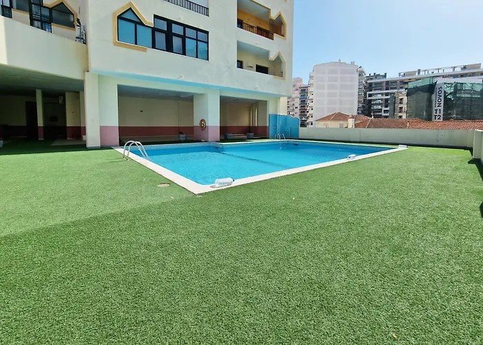 Estudio Da Rocha Peachy Appartement