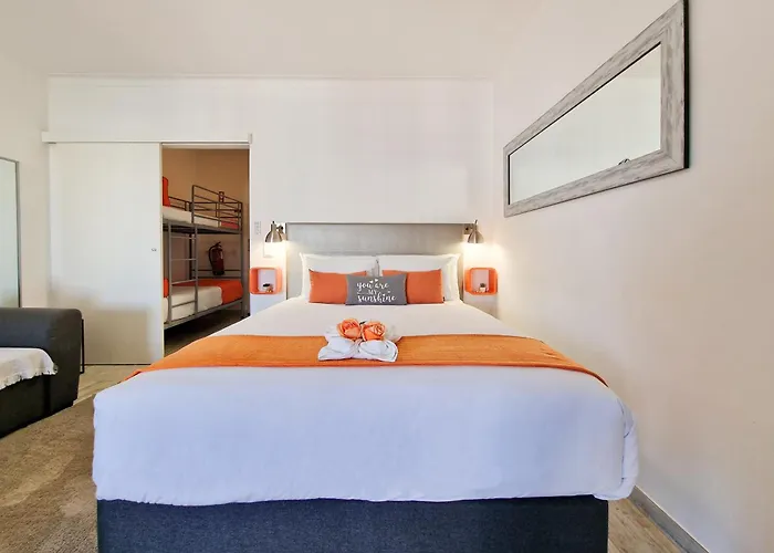 Estudio Da Rocha Peachy Appartement *